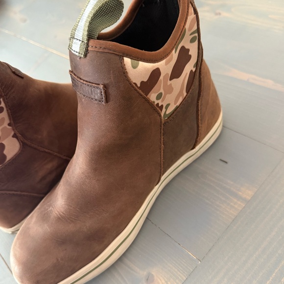 XtraTuf Leather Ankle Deck Boots Size 7.5 - Picture 7 of 11